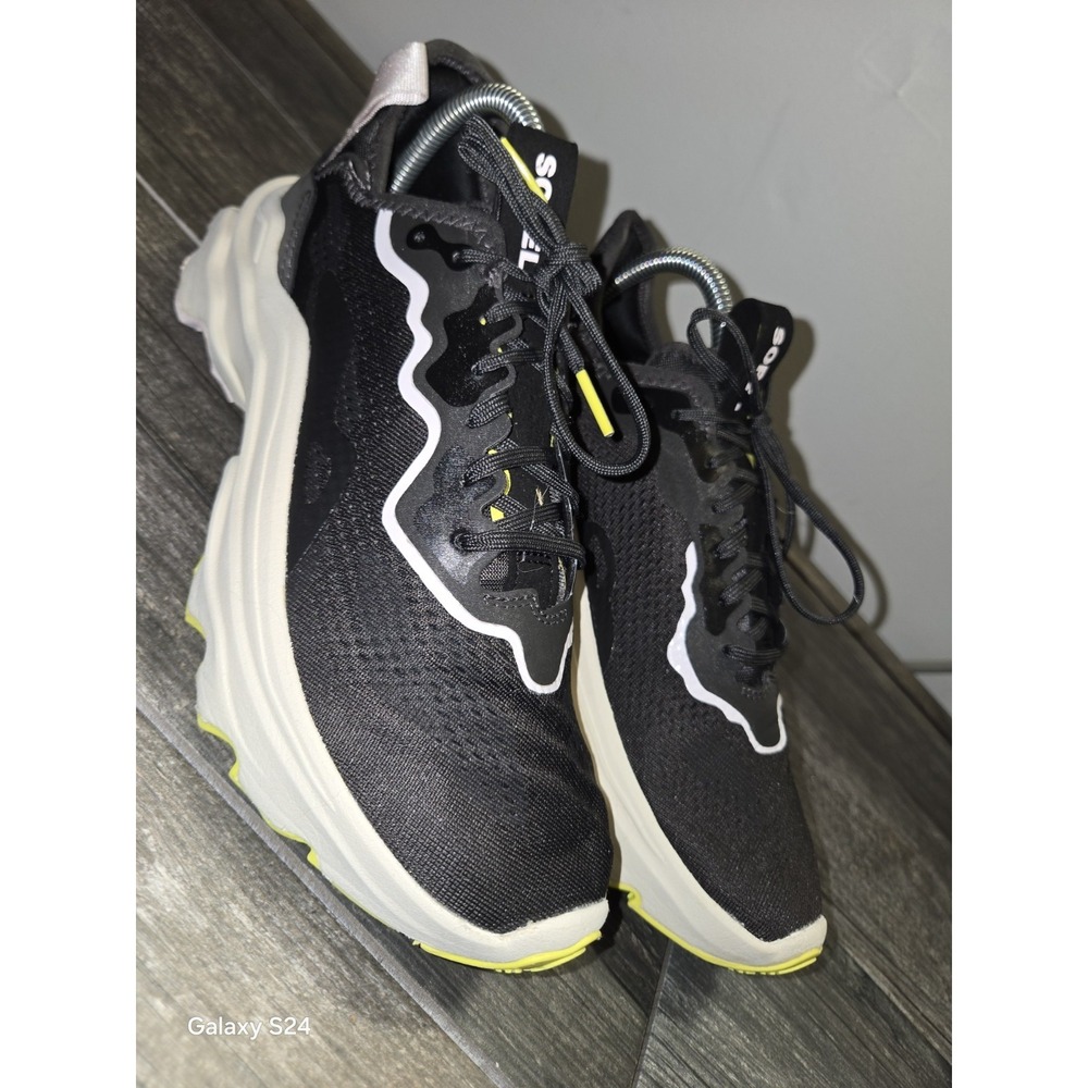 SOREL Kinetic Breakthru Day Lace Women's Size 9 Sneakers Black/Neon